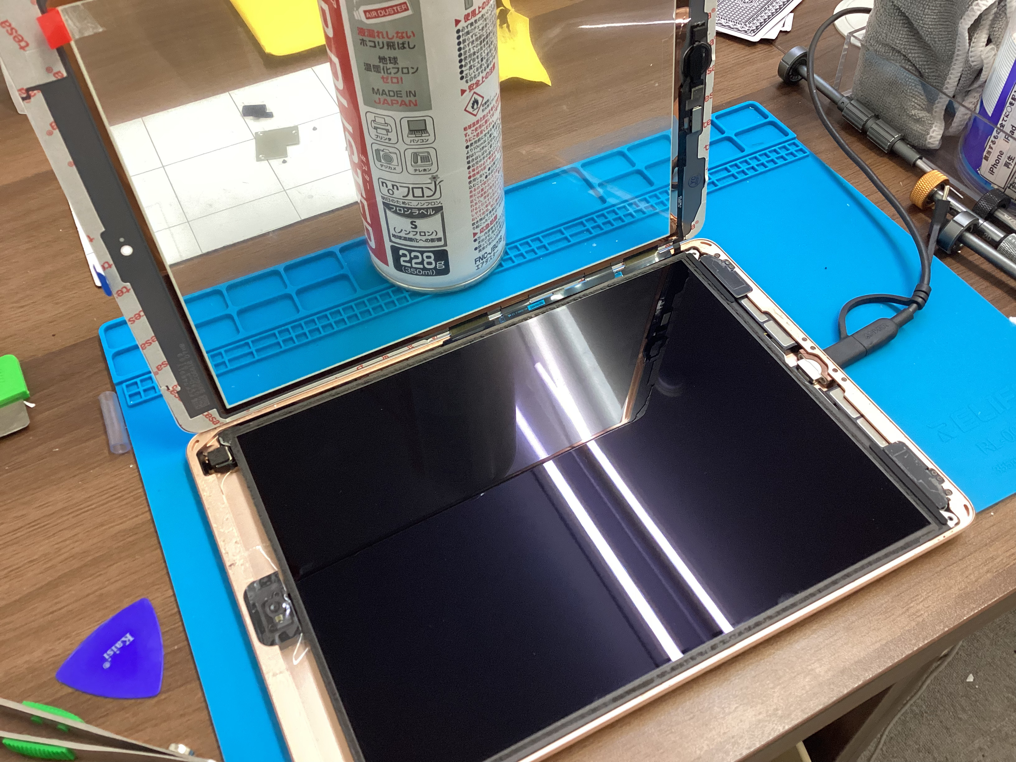 iPad7のガラス交換を行いました!